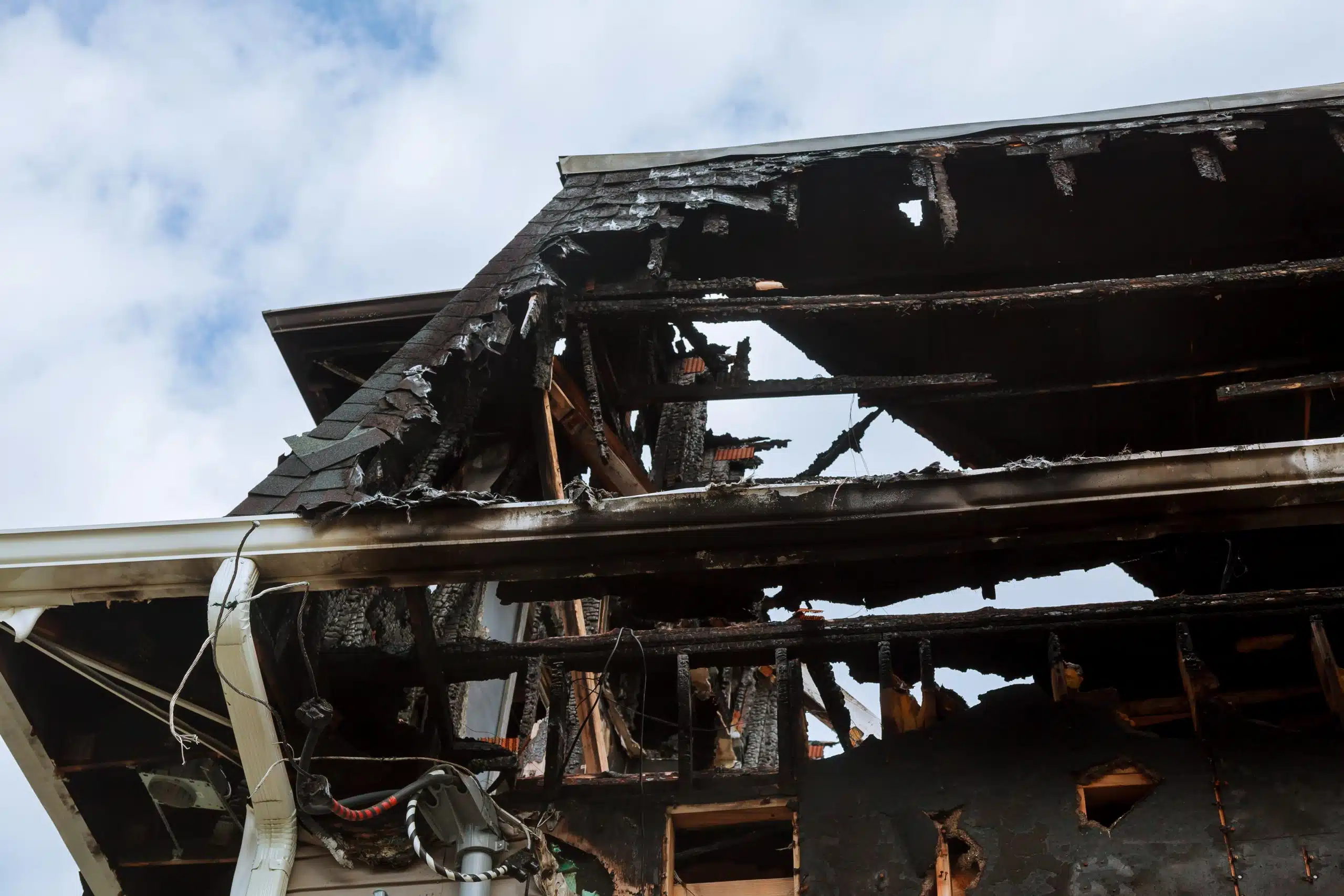 How to Deal with an Insurance Adjuster after a House Fire
